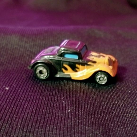 Micro Machines 1994 LGTI Galoob FORD '33 3 Window - Picture 8 of 9